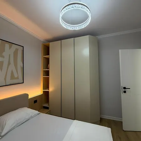 Aksa Luxury 아파트 *